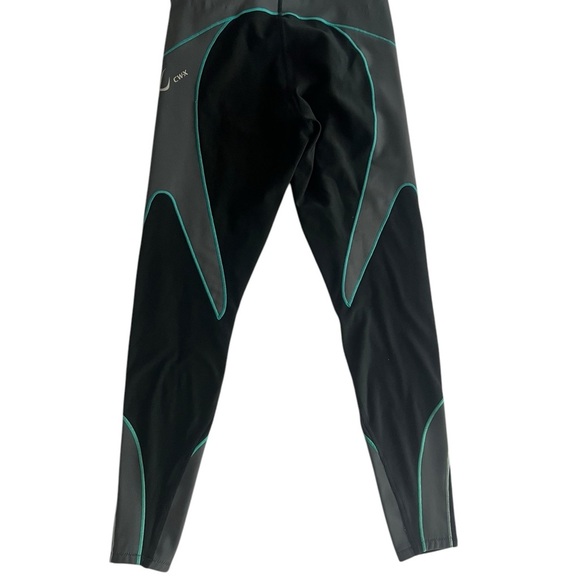 CW-X Stabilyx 3.0 Joint Support Compression Athletic Tight / Leggings. - Picture 4 of 13